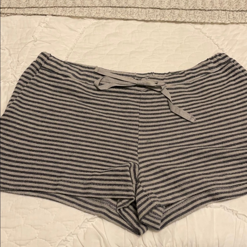 Comfy striped shorts